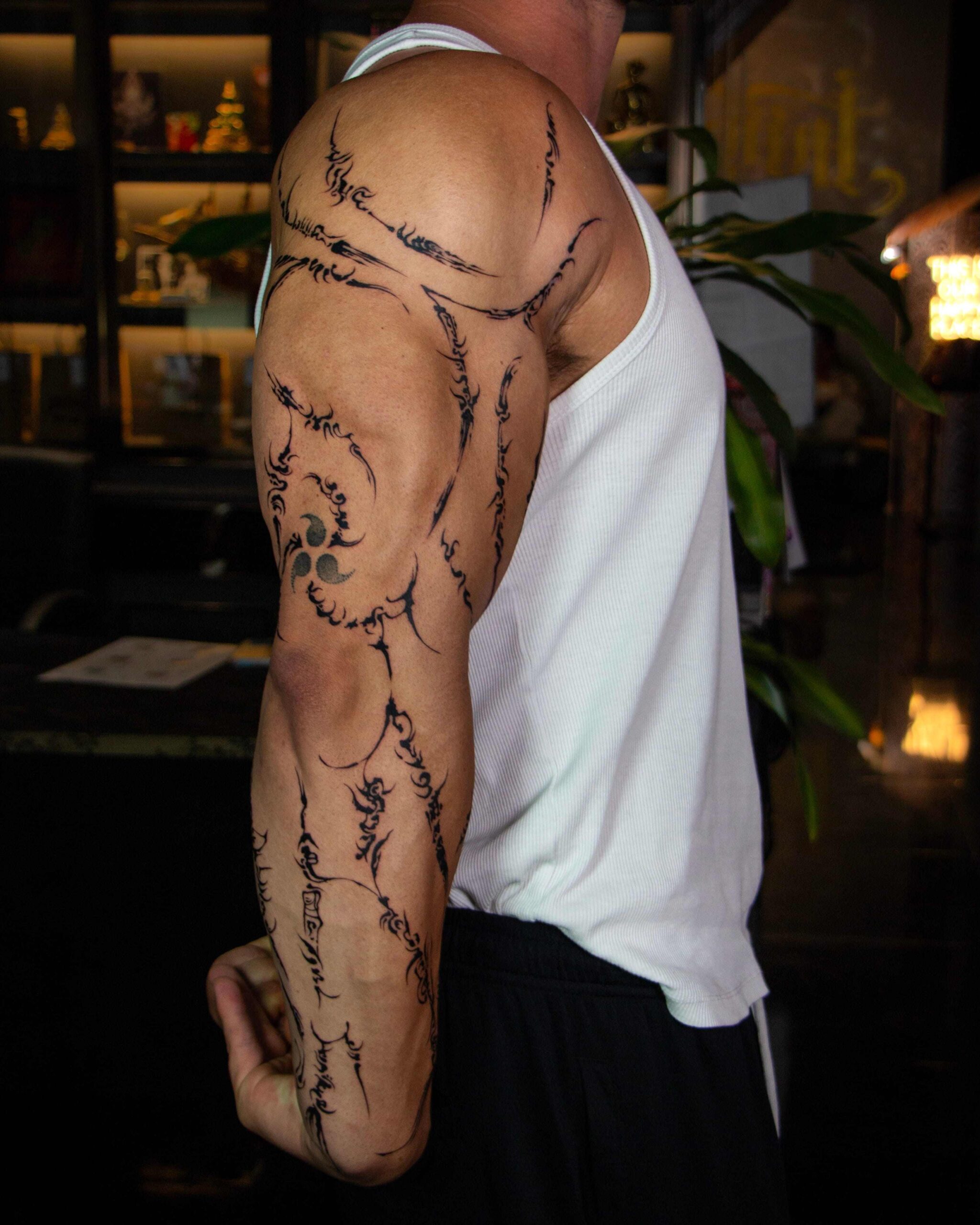 Artist arm compressed